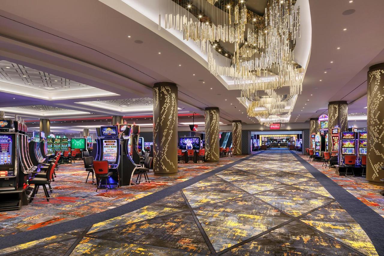 Hyatt Regency Jfk Airport At Resorts World New York Exterior photo